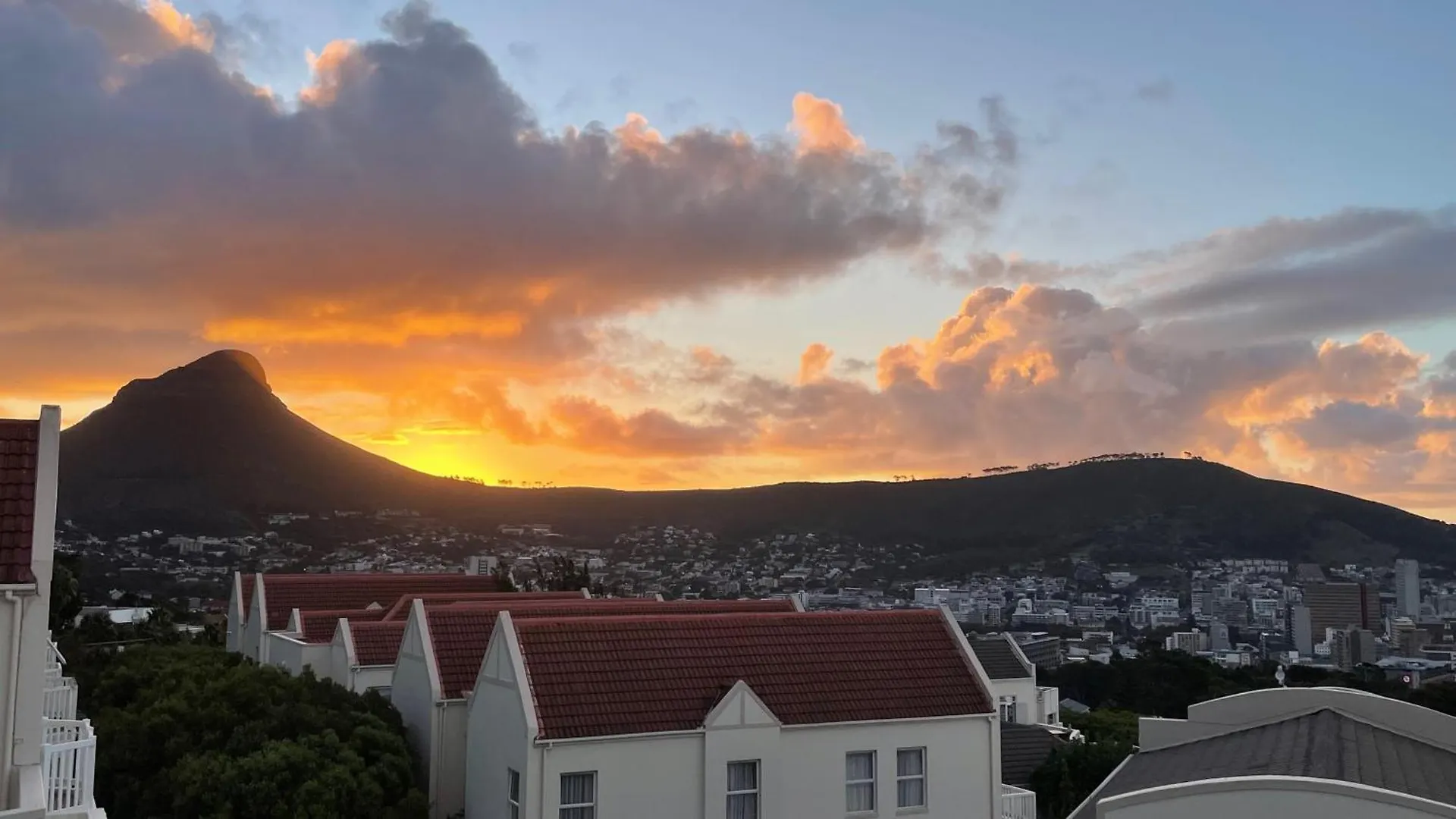 Apartamento Stunning Cape Town Table Mountain And Harbor View 0*,  Sudáfrica